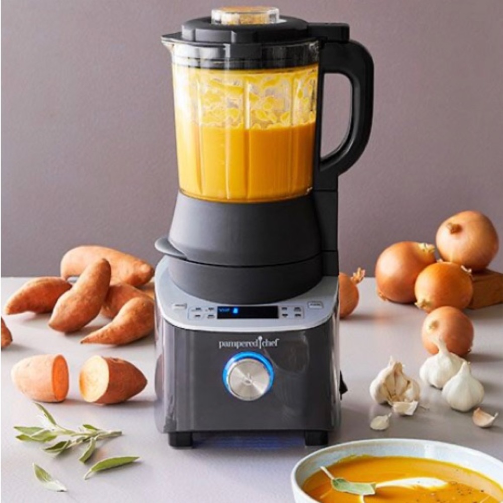 NIB Pampered Chef Deluxe Cooking Blender